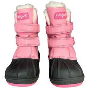 Excellent condition pink toddler girl winter snow boots size 10